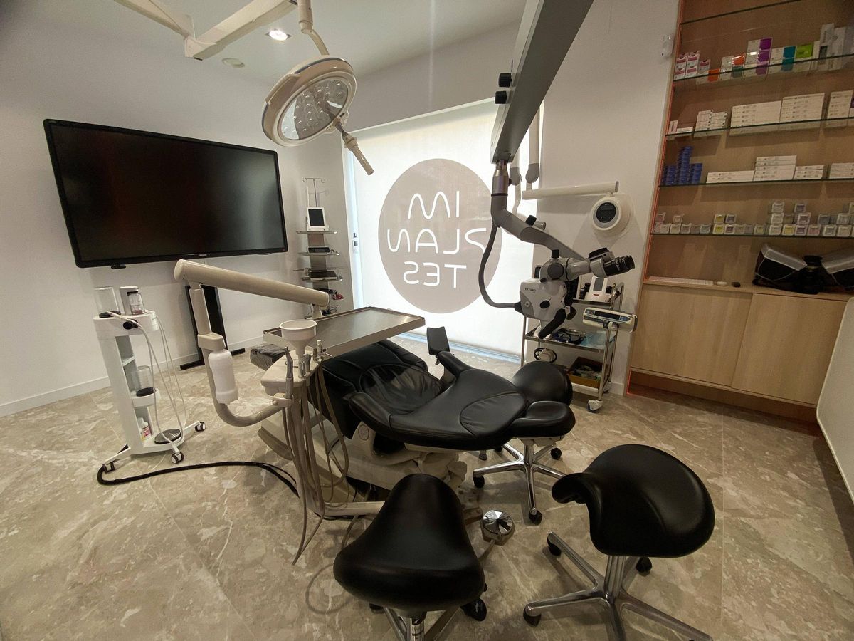 Clínica Implantes