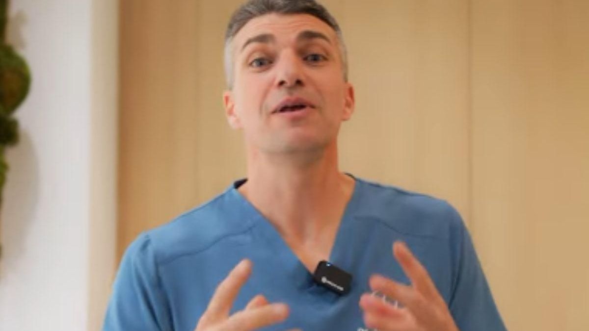 Juanjo López, traumatólogo murciano El antidepresivo más potente es natural, gratuito, sin efectos secundarios y se llama deporte