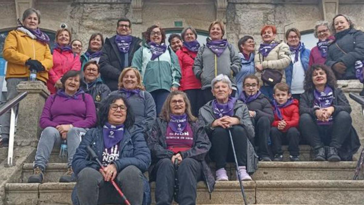 Integrantes da andaina polo Xardín dos Valores. | CEDIDA