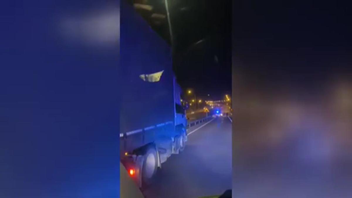 Persecución de película de una ambulancia a un camión robado en Madrid