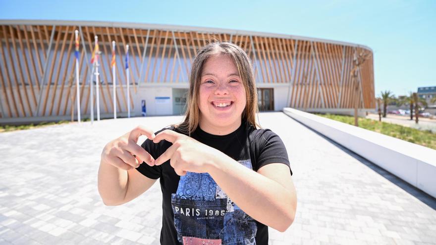 La gimnasta ilicitana con sídrome de Down Sara Marín dice adiós a su pasión