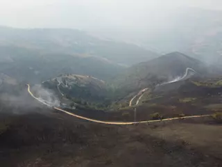 El párroco que salvó el santuario de El Acebo, rodeado por el fuego: "Me tocó sudar, pero no dudé"