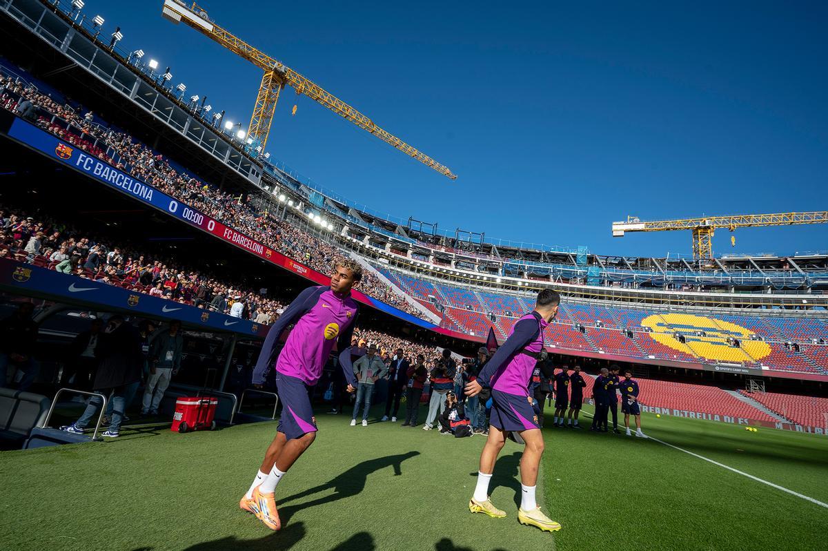Primer entreno del Barça en el renovado Camp Nou