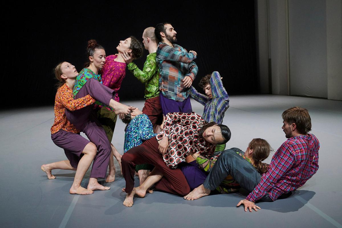 'Playing with Sergei, Martha and the others', coreografía de Thomas Hauert.