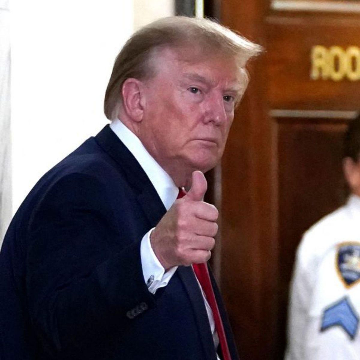 Política d’apaivagament per guanyar-se Trump
