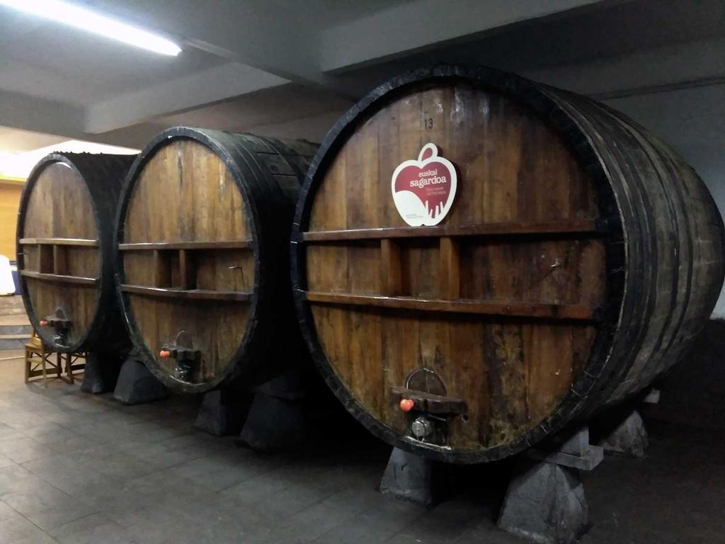 Bodega de la sidrería Calonge.