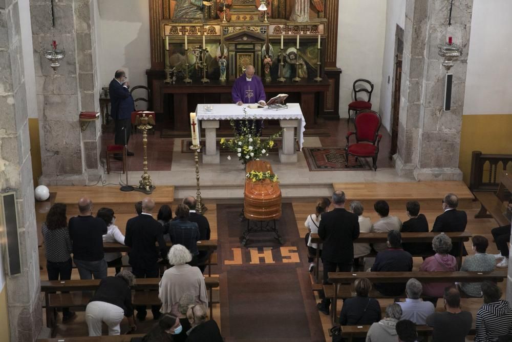 Funeral y despedida motera de Bernard Marcos, el mecánico fallecido en Llanes en un fatal accidente