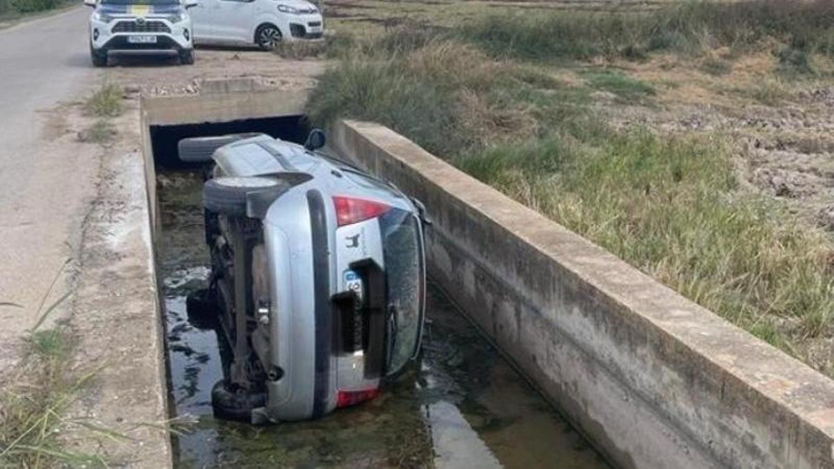 Uno de los coches accidentados