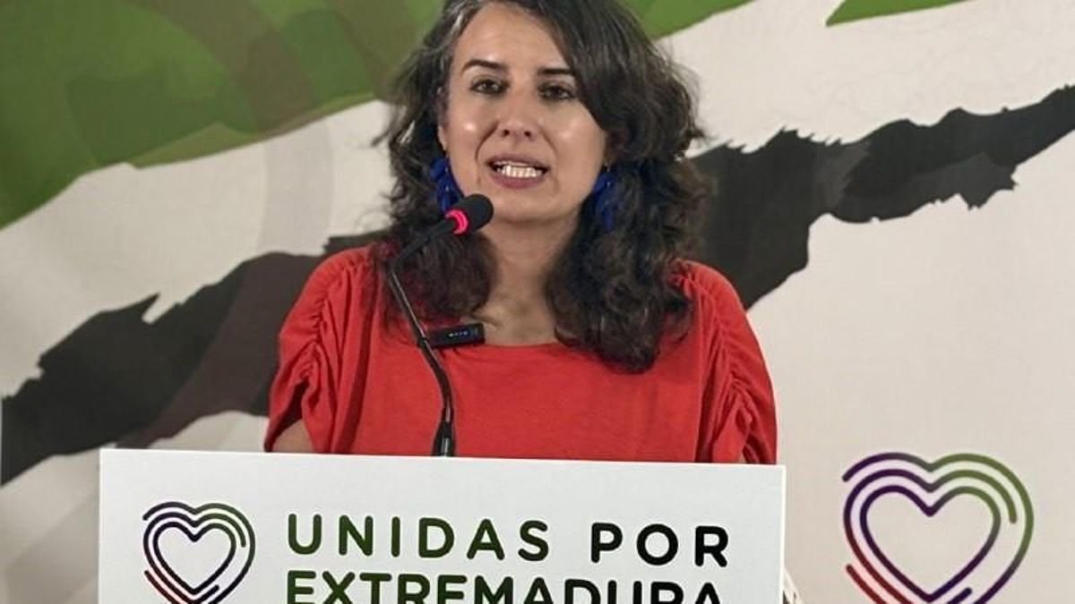 La portavoz de Unidas por Extremadura, Irene de Miguel.