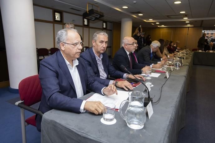 28.01.20. Las Palmas de  Gran Canaria. Cumbre sobre el transporte y la movilidad de los territorios extrapeninsulares. Presidencia del Gobierno de Canarias. Foto Quique Curbelo