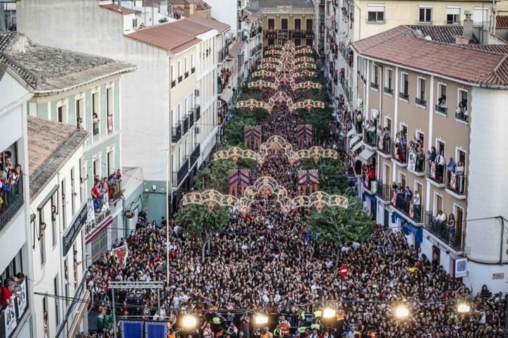 La fiesta estalla con "Idella"