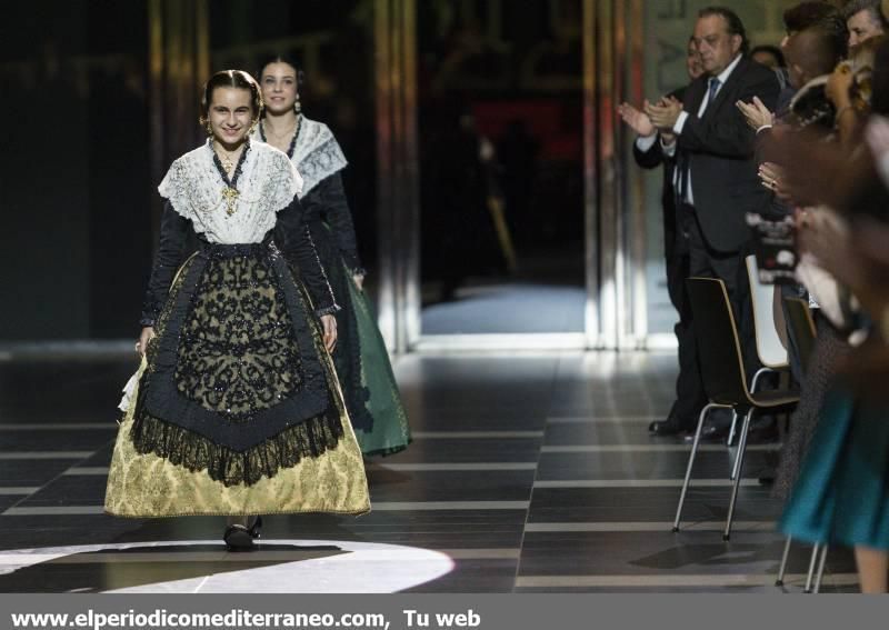 Brillante presentación de la gaiata 11