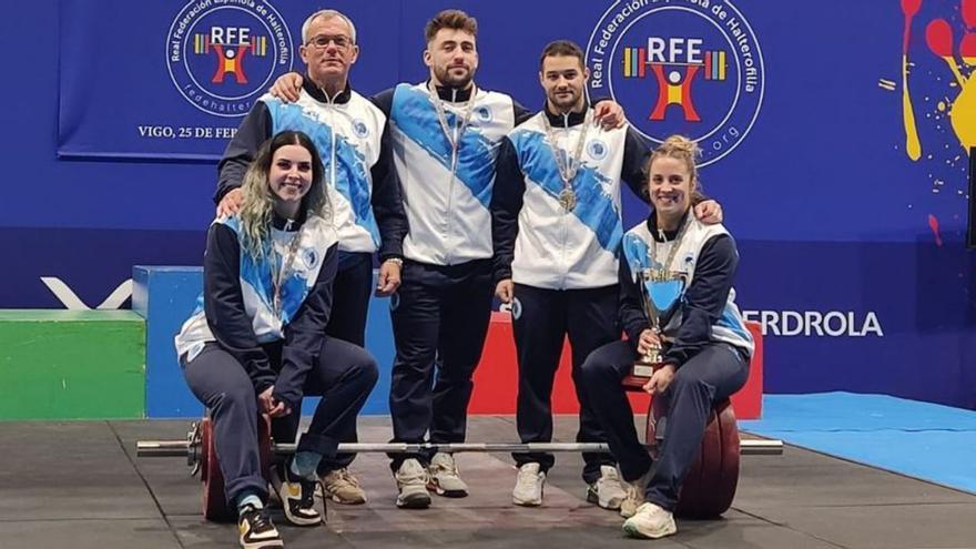 Equipo gallego con Blanco, Szabo, Liste, Castro y Martínez. |  // L. O.