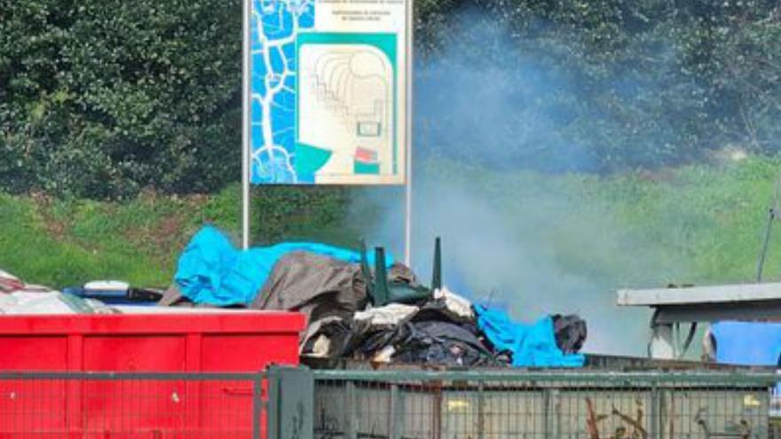 Ramos denuncia la quema de residuos en el punto limpio de Silleda
