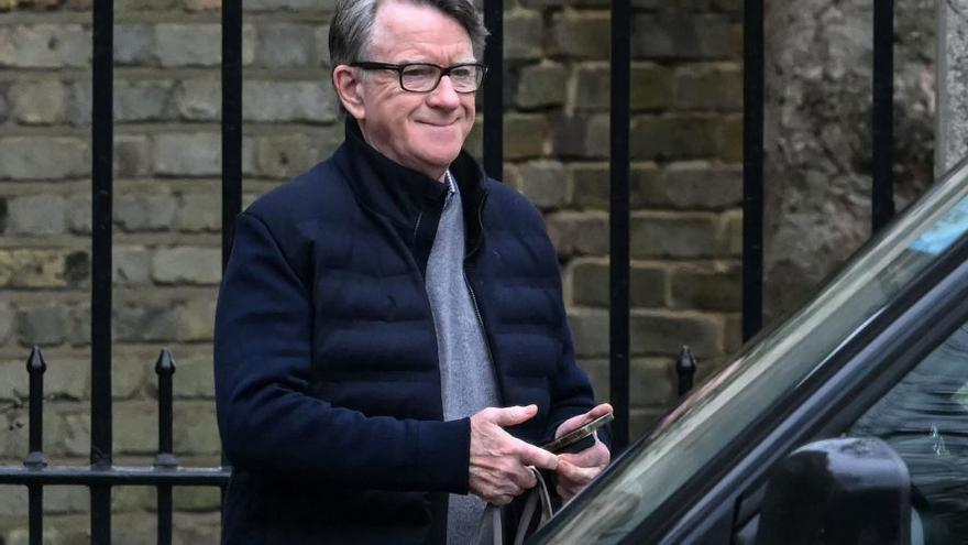 L'exambaixador del Regne Unit als EUA Peter Mandelson, detingut pels seus vincles amb Epstein