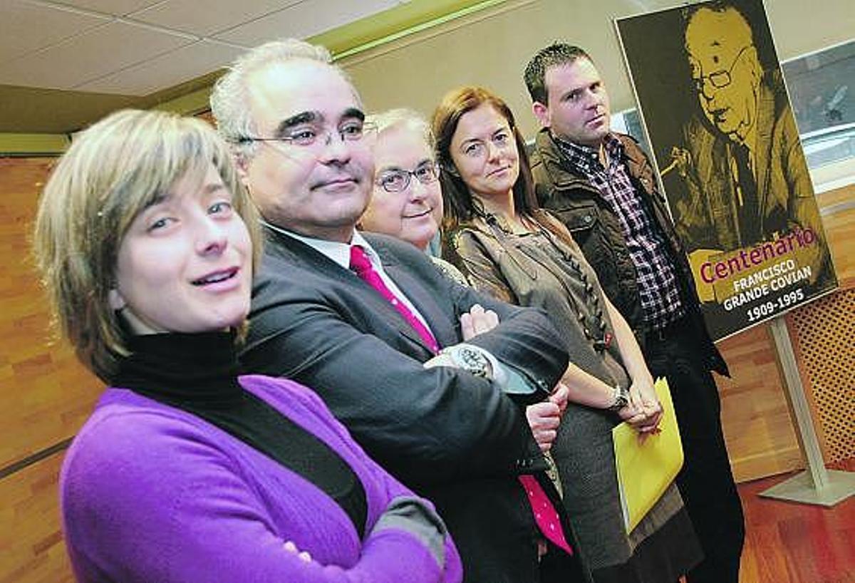 Elena Arias promete para el Grande Covián una gestión idéntica a la del resto de los hospitales