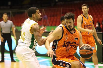 Partido Coosur Real Betis - Valencia Basket