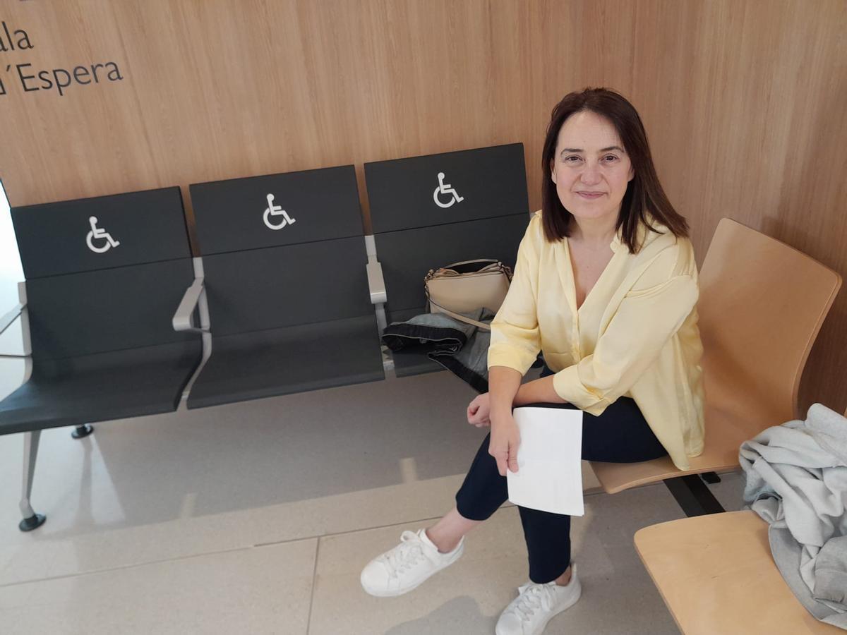 Ana Álvarez, en la sala de espera.
