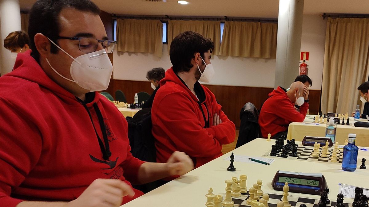 Manuel Pérez Candelario (Magic), en primer término.