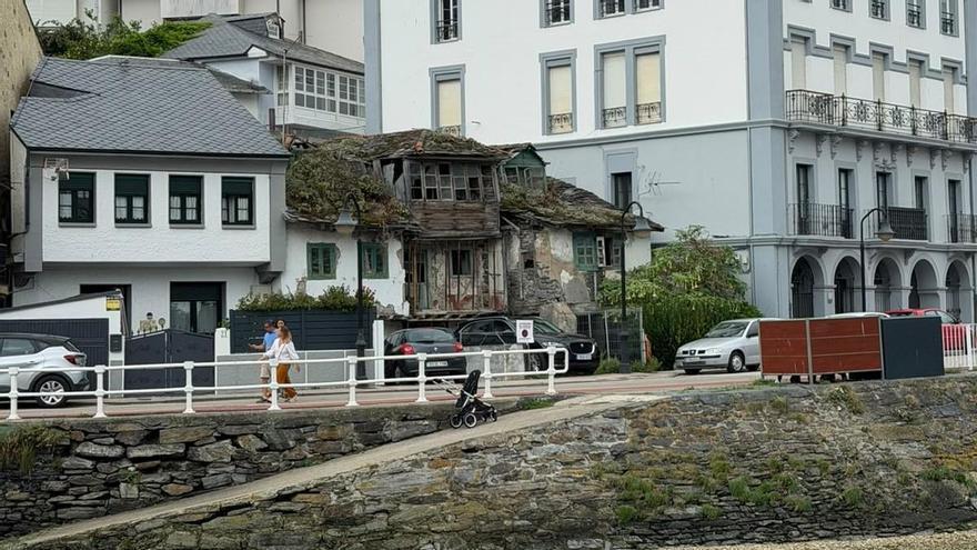 Valdés actúa para acabar con las ruinas del barrio de La Pescadería y la plaza Alfonso X El Sabio