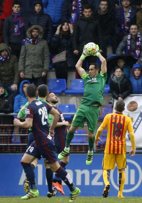 Las mejores imágenes del Eibar-Barcelona.