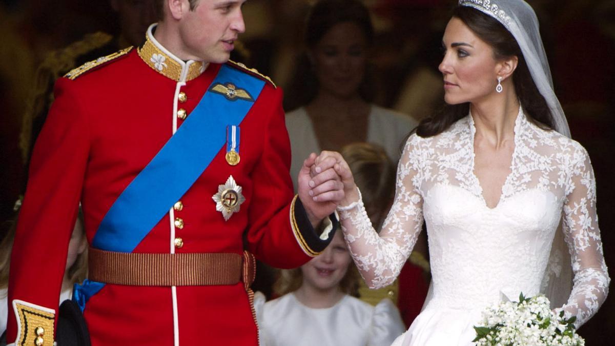Kate Middleton y el príncipe Guillermo cumplen 13 años de casados en su momento más delicado
