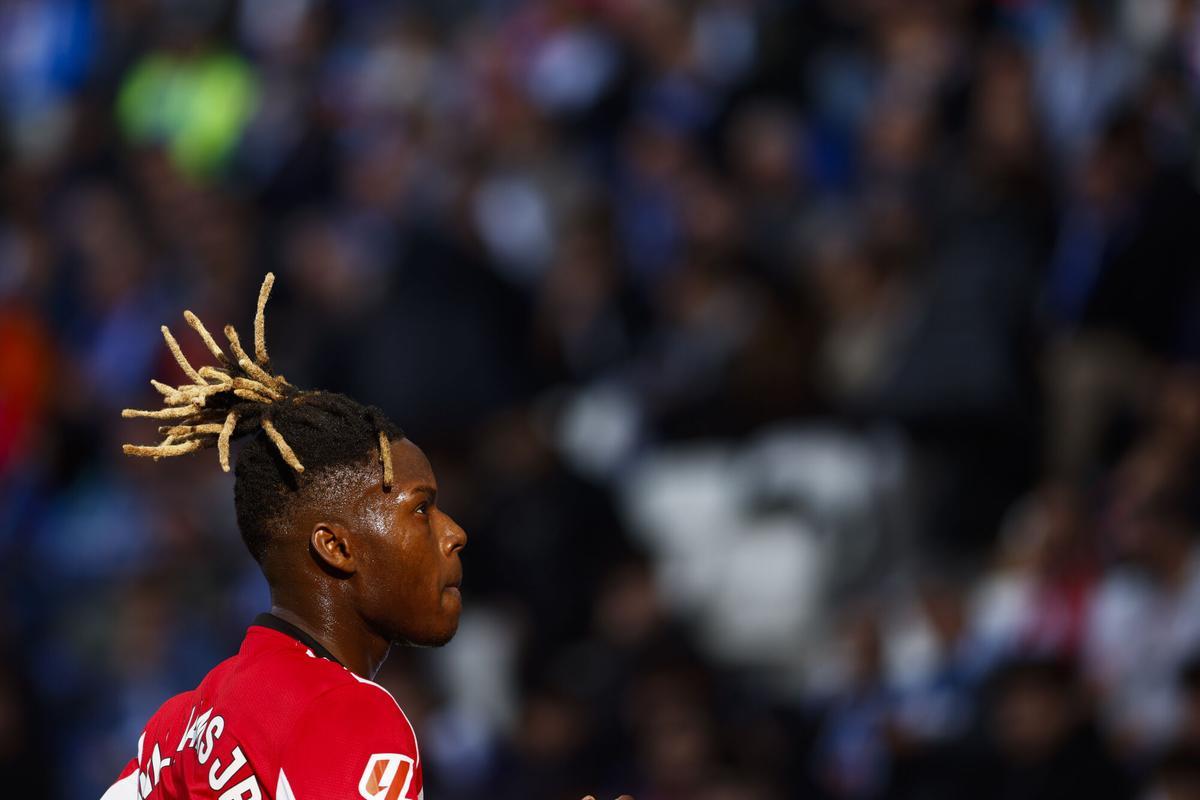 Nico Williams está en el centro de la polémica entre el FC Barcelona y el Athletic Club