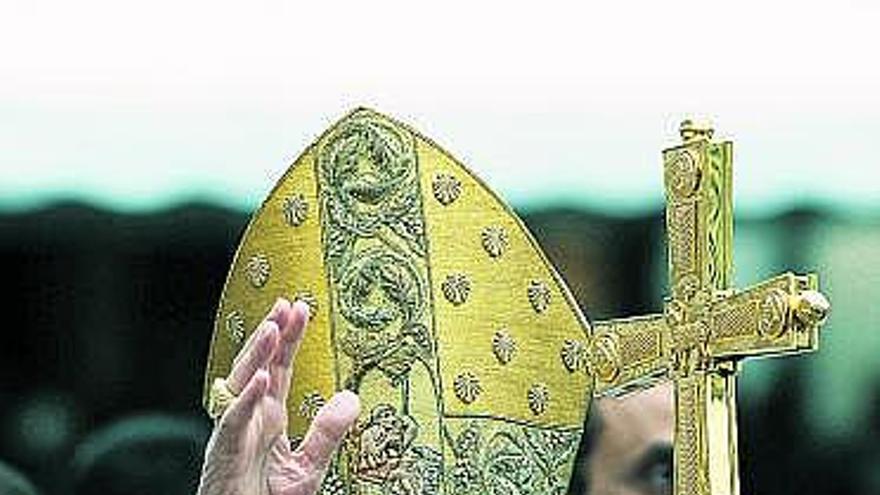 Benedicto XVI, durante una visita a Turín.