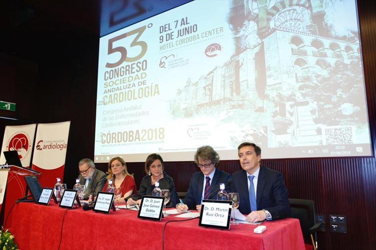 Unos 300 especialistas abordan los últimos avances en cardiología