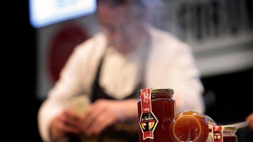 Los más &quot;dulces&quot; de Galicia invitan a utilizar la miel gallega en la cocina