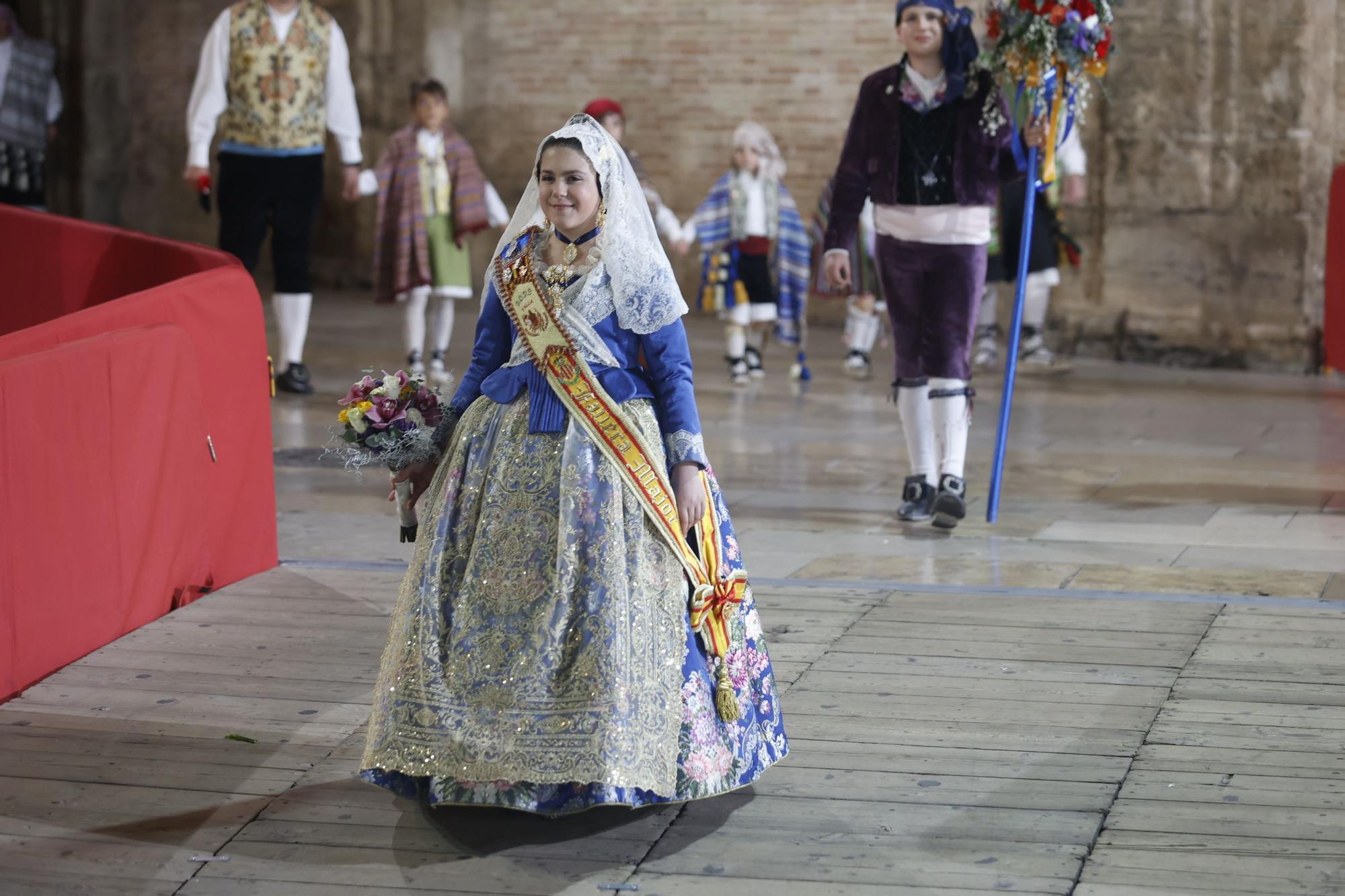 Ofrenda 2023 | Falleras Mayores e Infantiles de comisiones del 17 de Marzo (I)