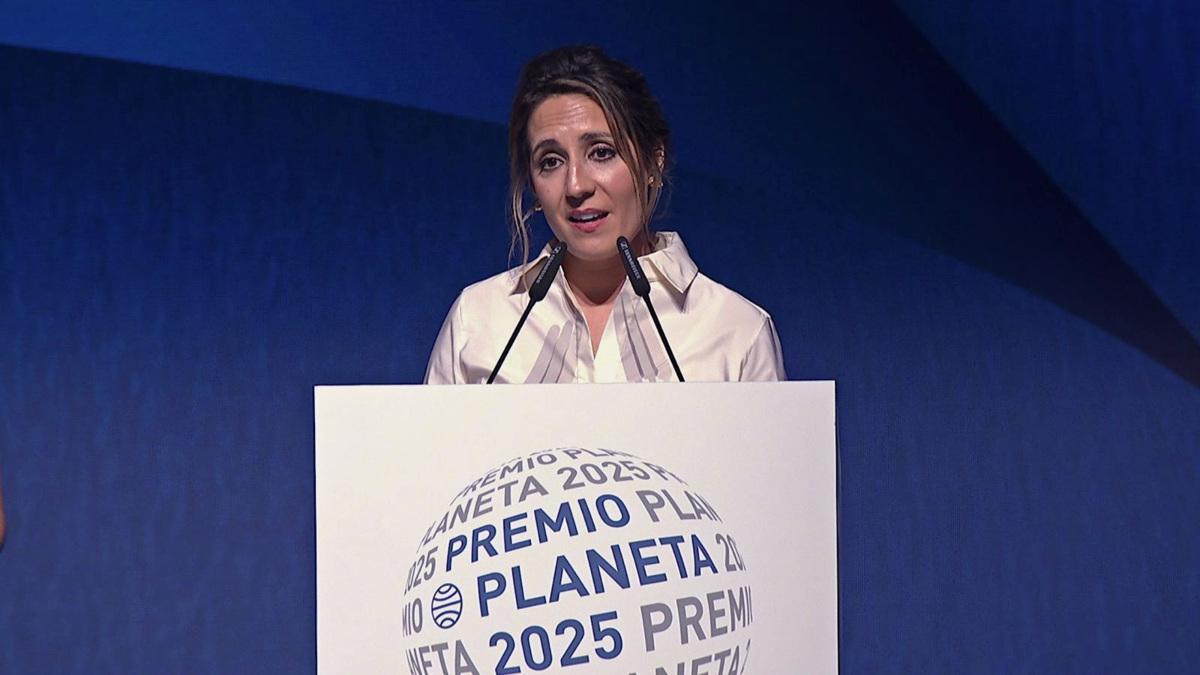Ángela Banzas durante la reciente gala en Barcelona del Premio Planeta de Novela. |