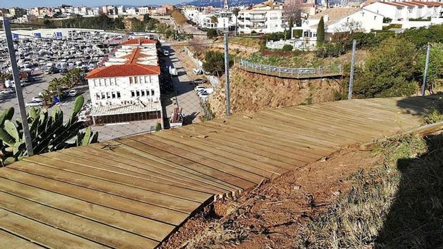 Les noves passeres permeten la unió de la zona de les Pites amb la cala dels Pots.