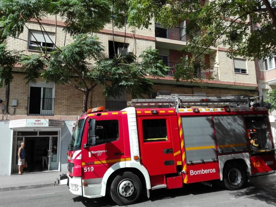 Incendio en una vivienda de Elche