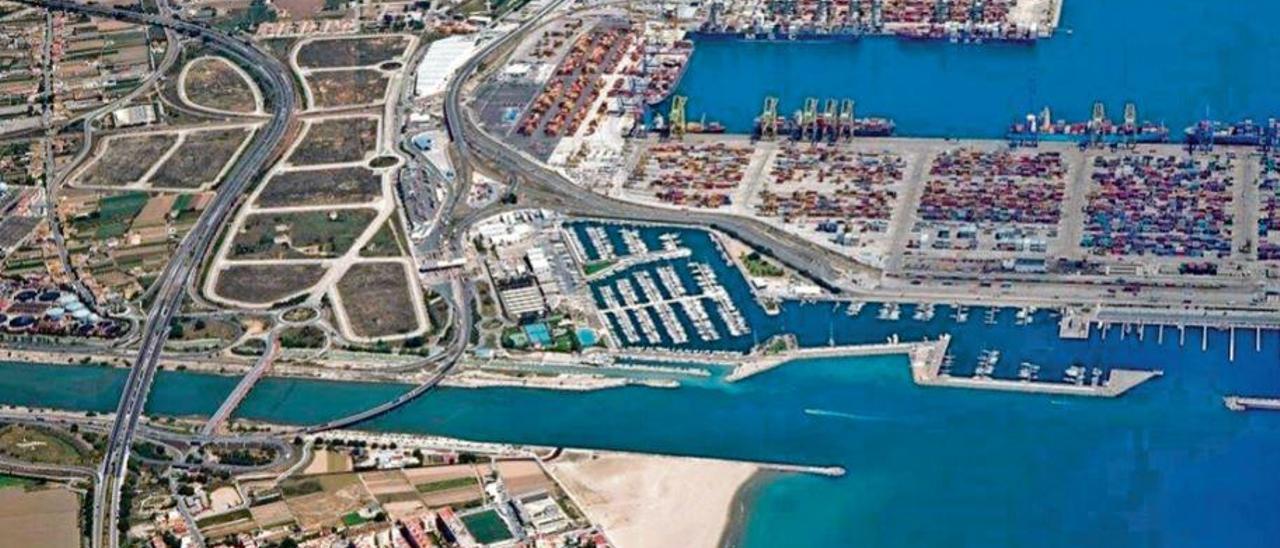 Valencia Plataforma Intermodal y Logística acaba de adjudicar cuatro parcelas en la ZAL para proyectos que generarán una inversión de 73 millones de euros.