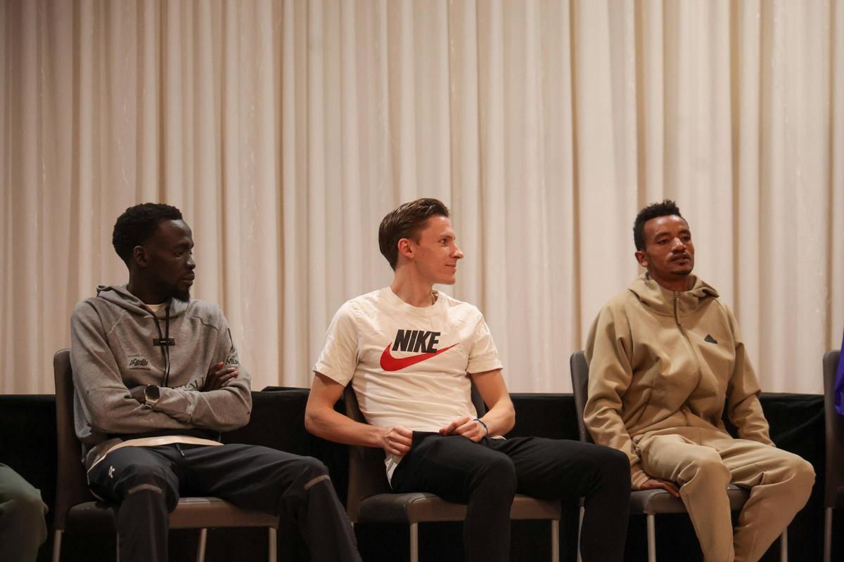 Presentación de atletas de élite del 10K Valencia Ibercaja