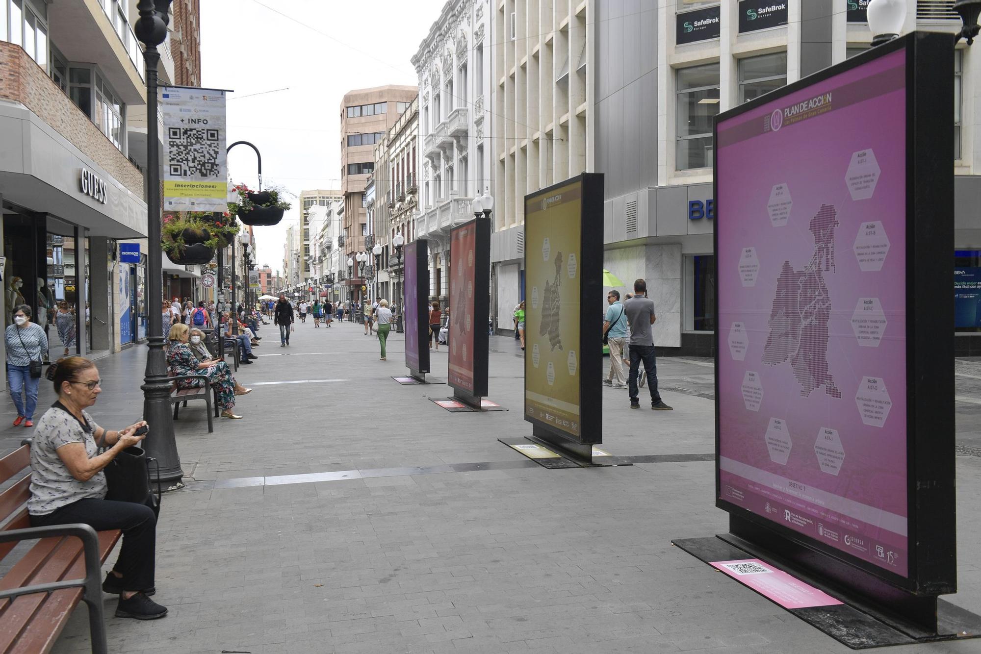 Carteles publicitarios de actos en Triana (julio '22)