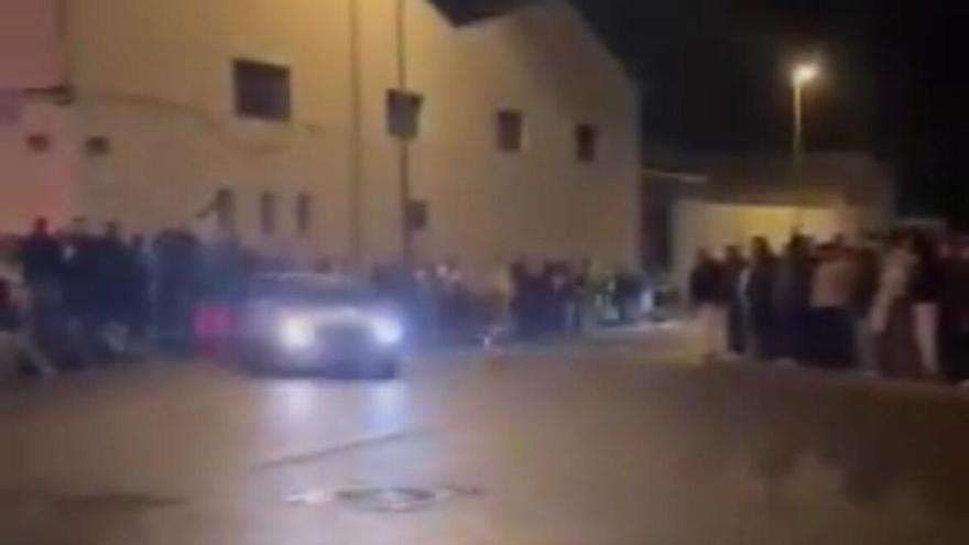 Hablan los vecinos víctimas de las carreras ilegales en Las Palmas de Gran Canaria: "Un coche pierde el control y puede atropellar a mucha gente”