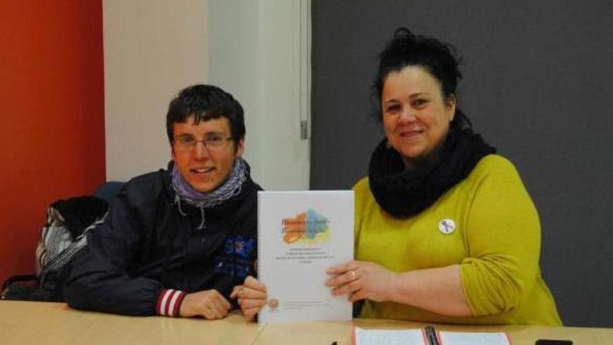 Mario Ania e Isabel Fernández, en la presentación del plan.