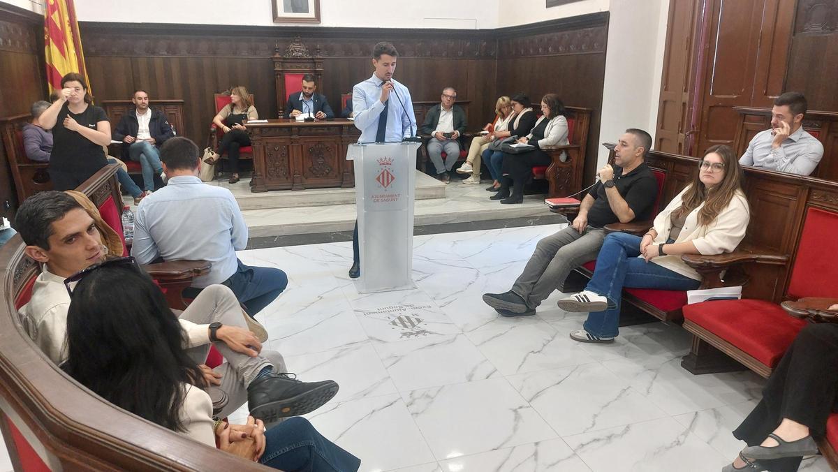 Toni Iborra durante su defensa plenaria del presupuesto.