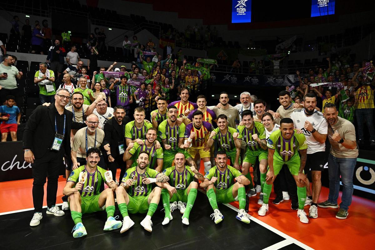 Palma Futsal feiert den Titel.