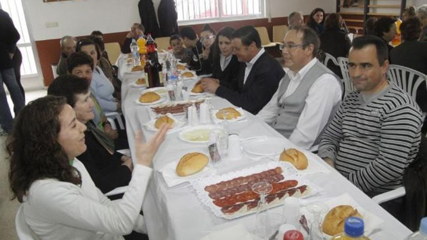 A la celebración asistieron vecinos y familiares.