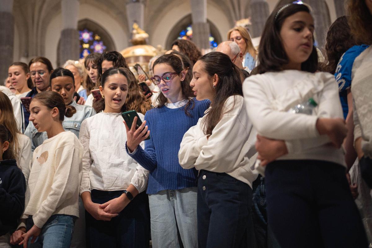 Grabación en la Catedral de La Laguna del himno para la visita del Papa a España