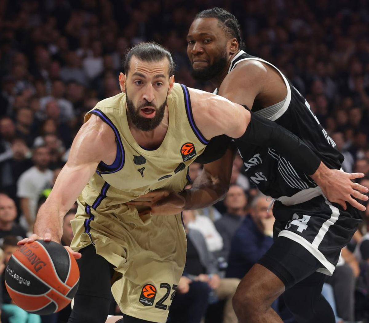 Clyburn completa l’obra d’art de Shengelia a Belgrad Clyburn completa l’obra d’art de Shengelia a Belgrad