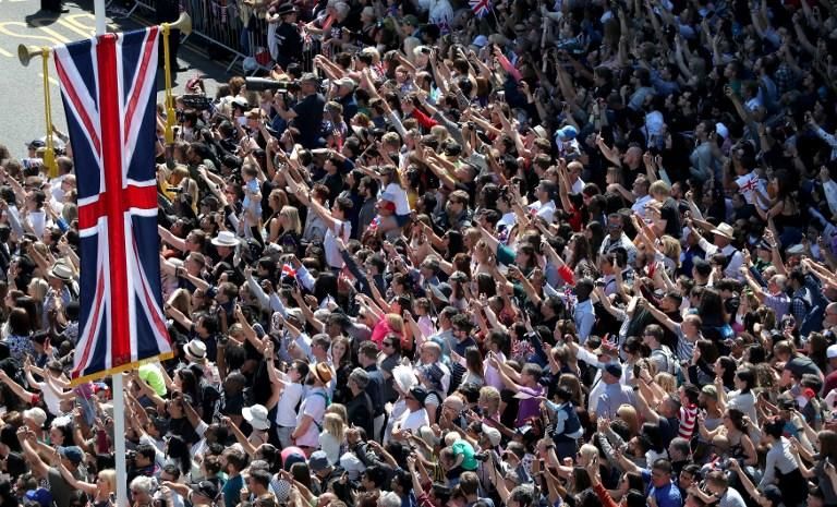 El príncipe Harry y Meghan Markle se da el ''''sí qu