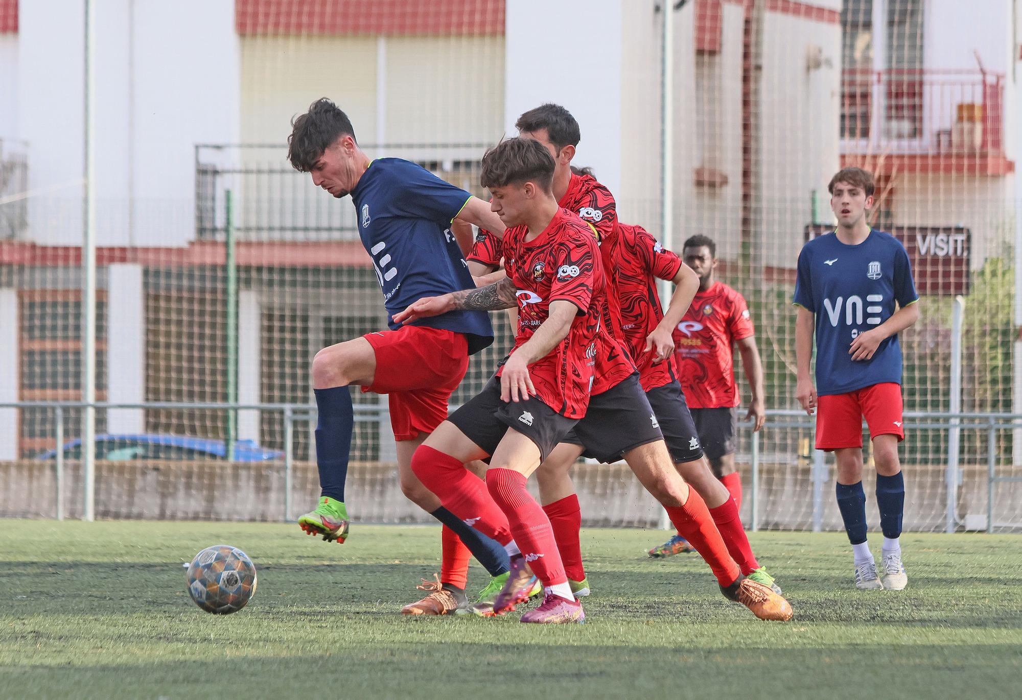 Totes les imatges del partit entre l'Artés i el Pirinaica B