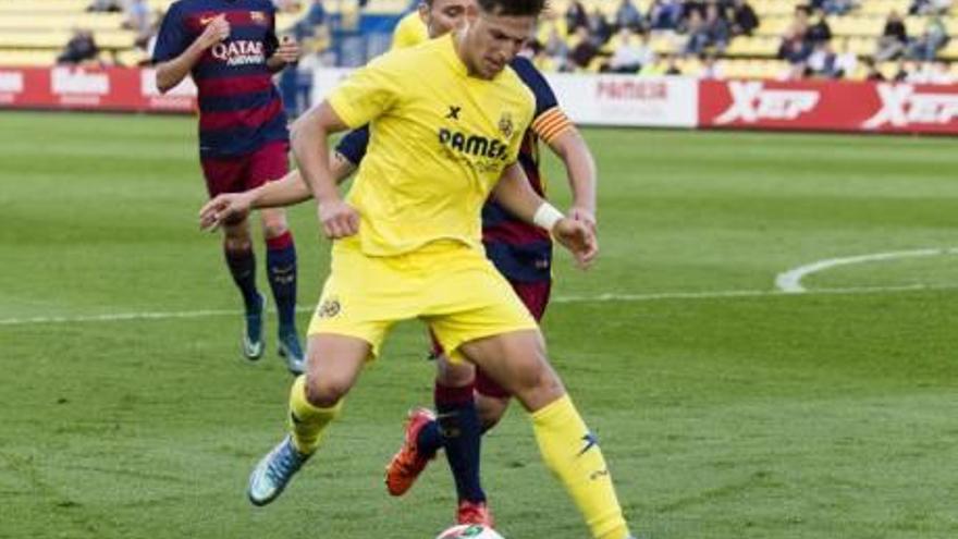 Fran Sol, en una acción del partido del pasado sábado frente al Barcelona B.