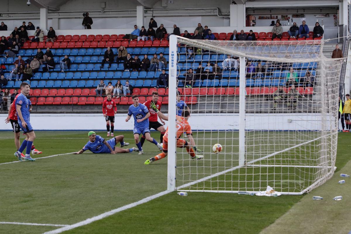 Las imágenes del Ourense - Mérida