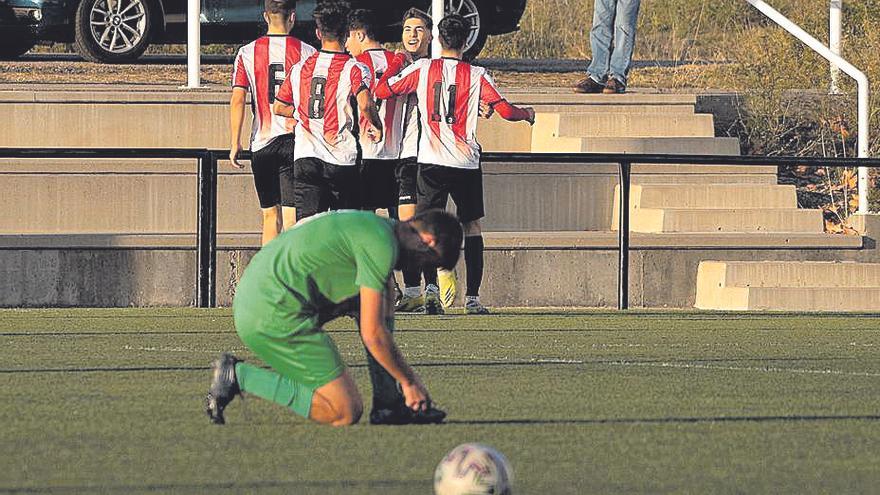 Gran victoria de los juveniles del Zamora CF  que mantienen el pulso por el liderato