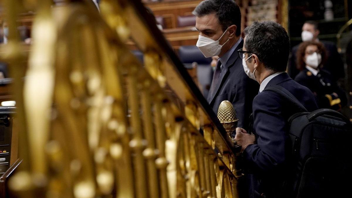 Pedro Sánchez y Félix Bolaños en la sesión de control al Gobierno en el Congreso de los Diputados.
